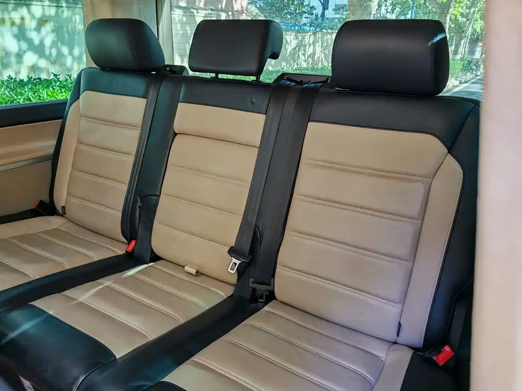 Volkswagen Multivan 2017 — фото 16