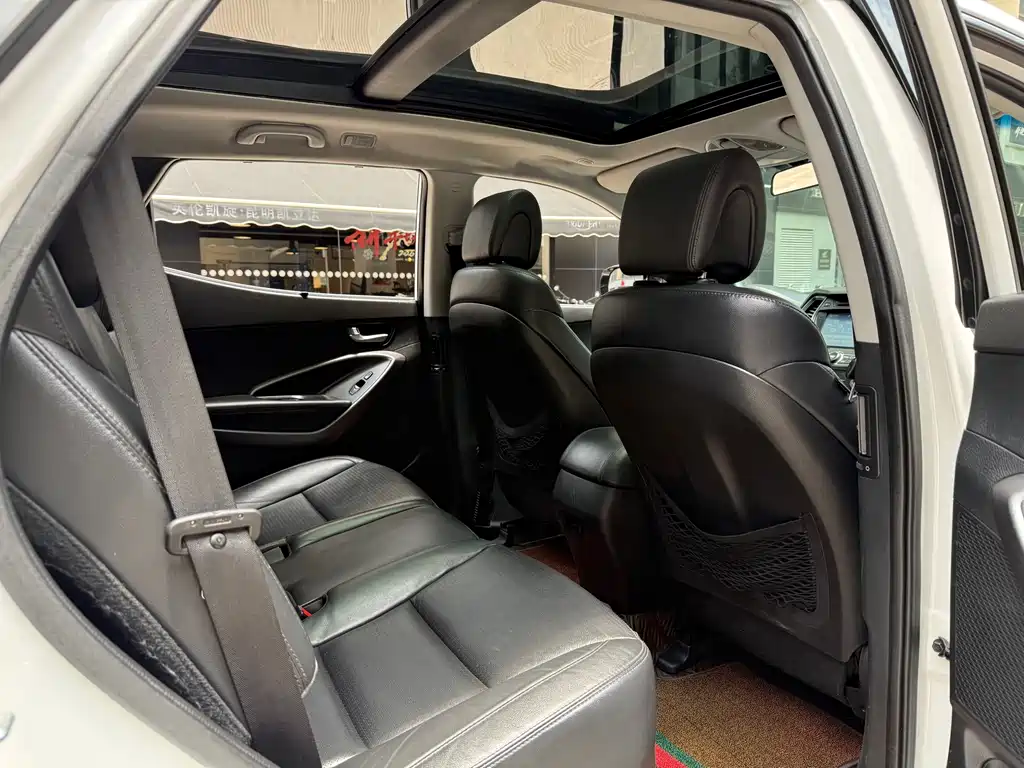 Hyundai Santa Fe 2015 — фото 21