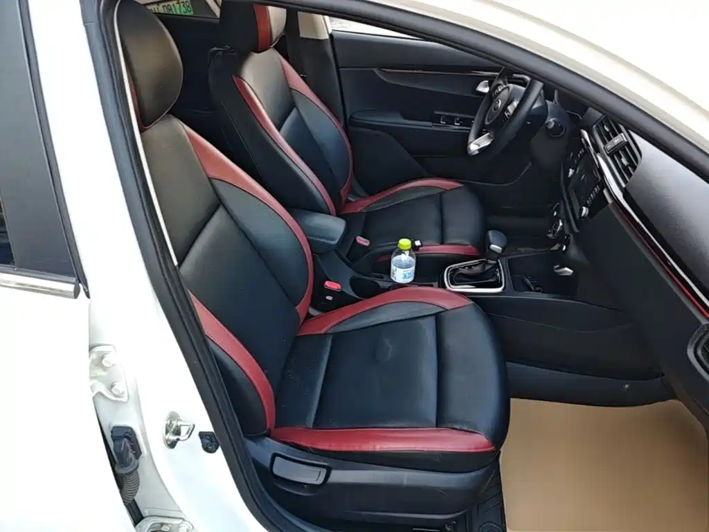 Kia KX CROSS 2018 — фото 25