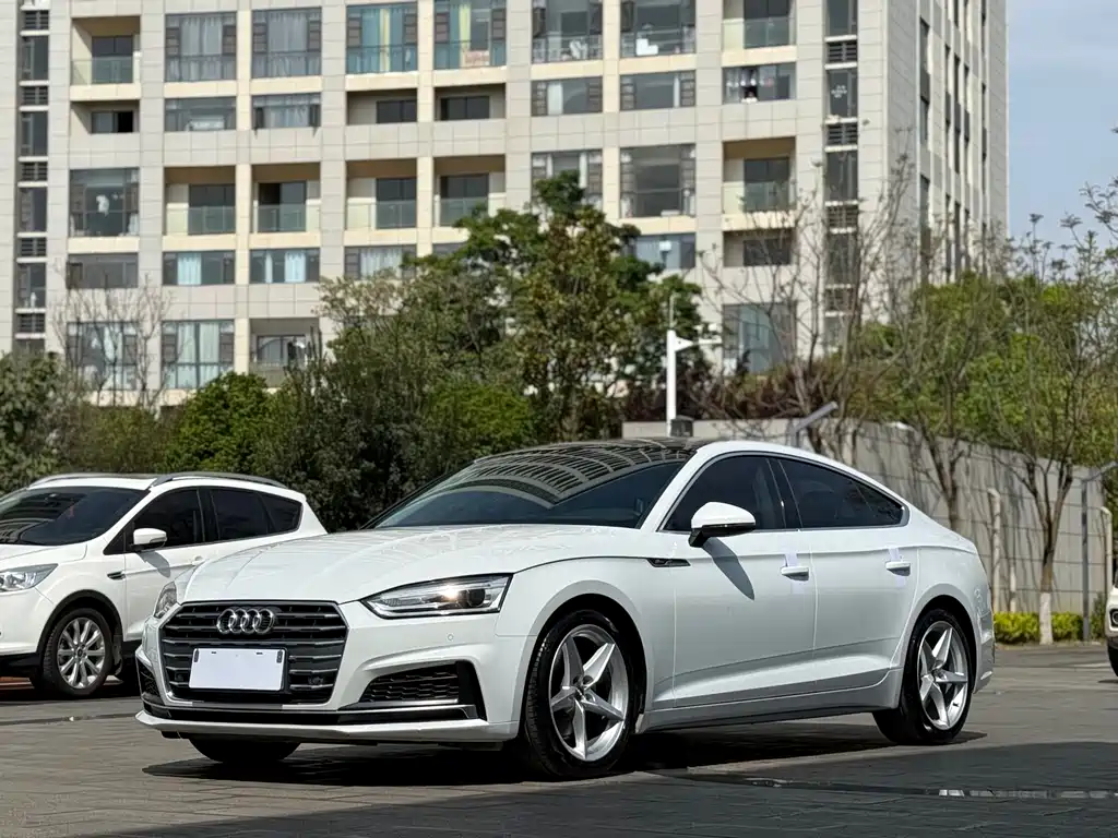 Audi A5 2017 — фото 1