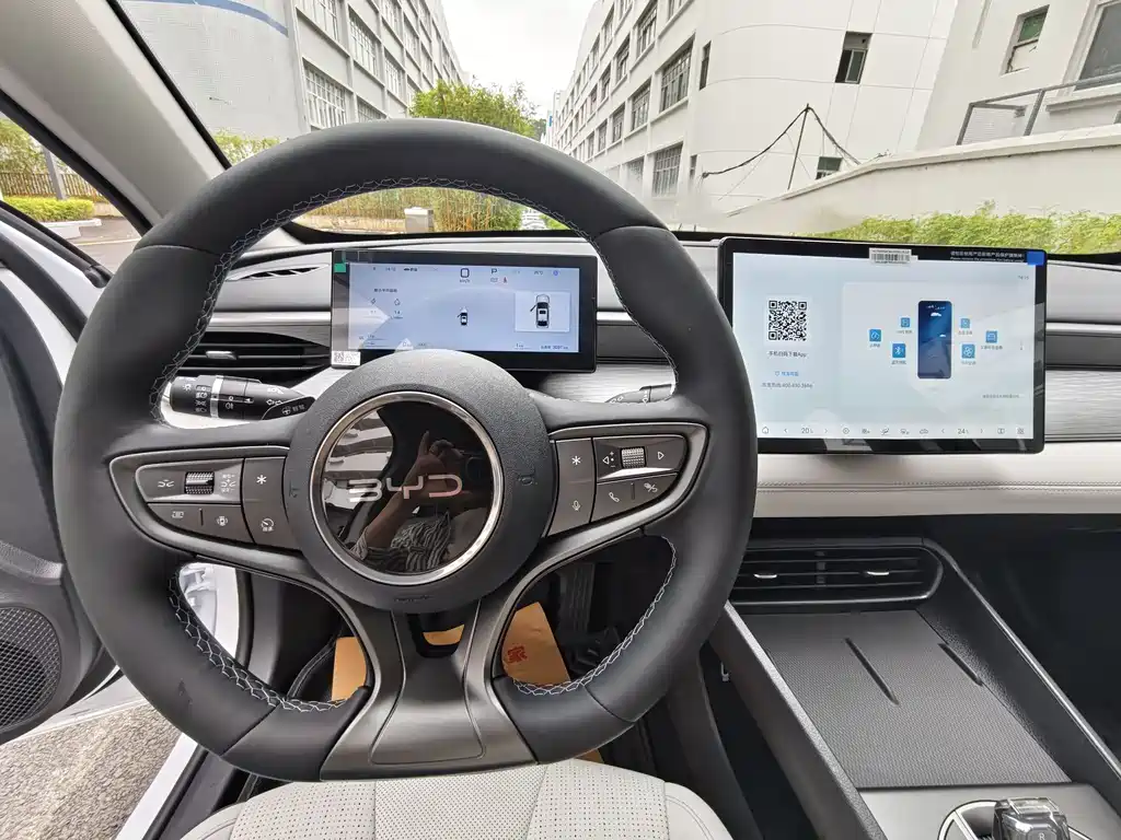 BYD Seal 05 DM-i 2025 — фото 8
