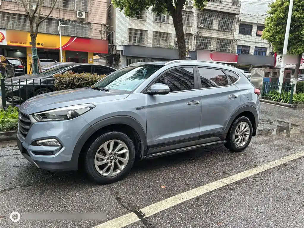 Hyundai Tucson 2016 — фото 11