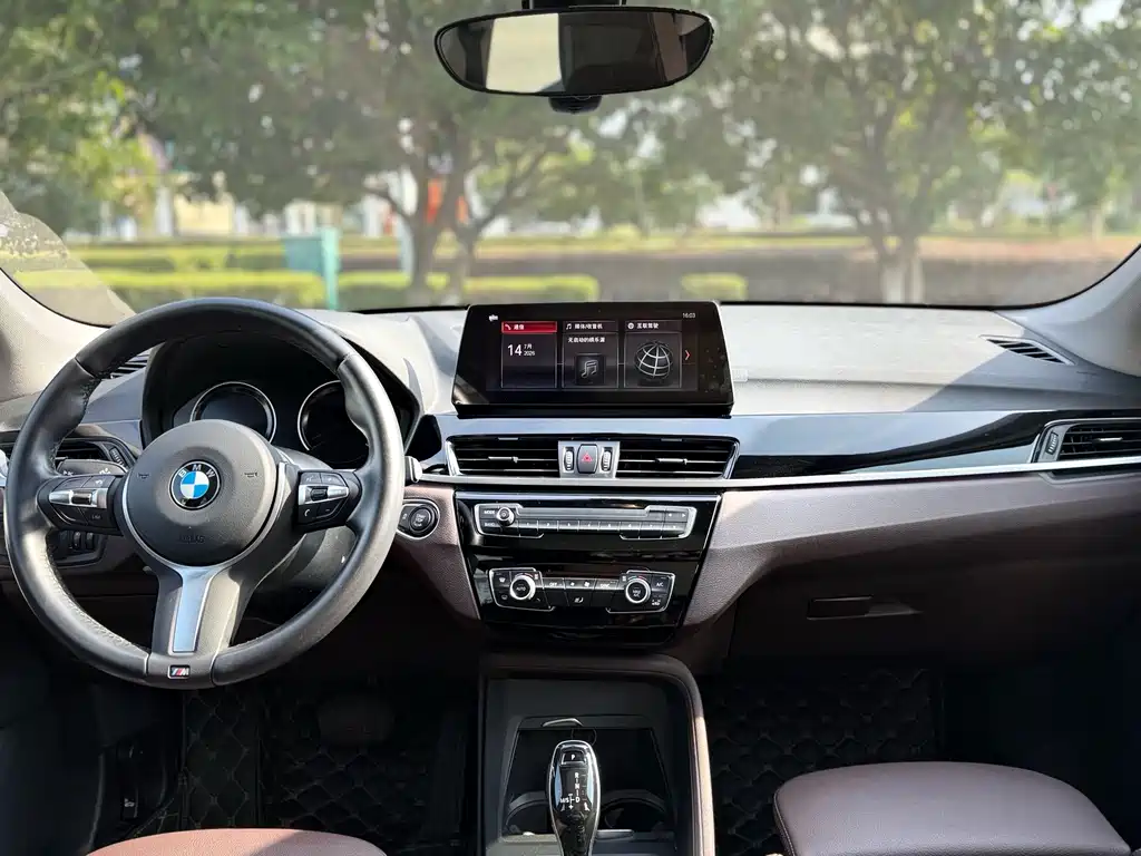 BMW X1 2021 — фото 12