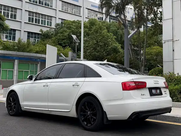 Audi A6L 2014