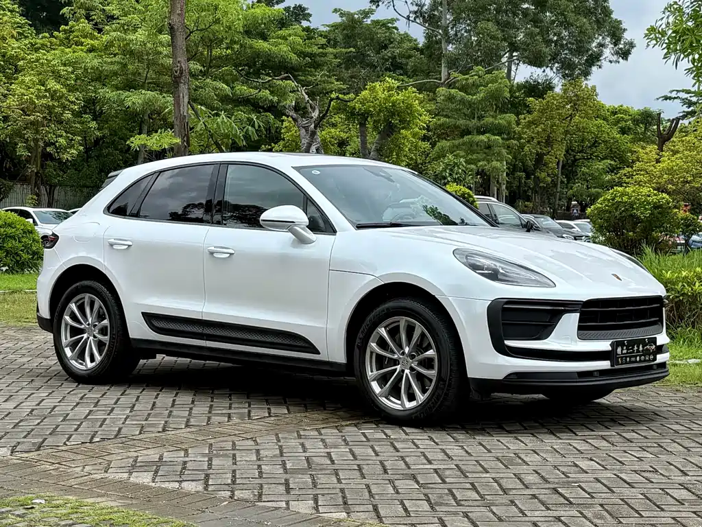 Porsche Macan 2023 — фото 3