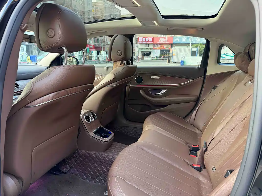 Mercedes-Benz E-Class 2021