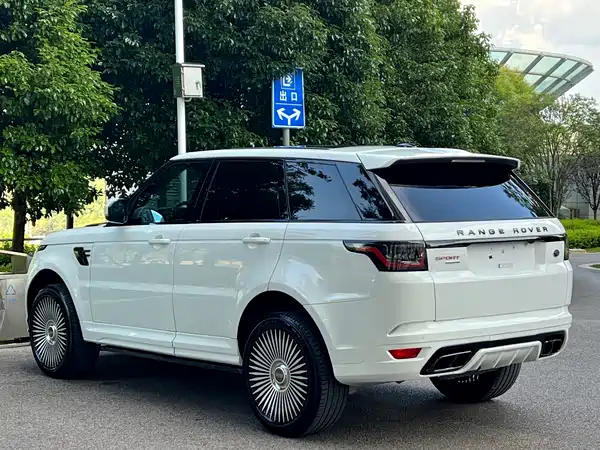 Land Rover Range Rover Sport 2015