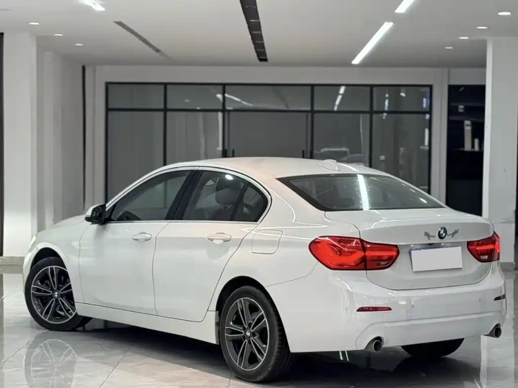 BMW 1 Series 2020