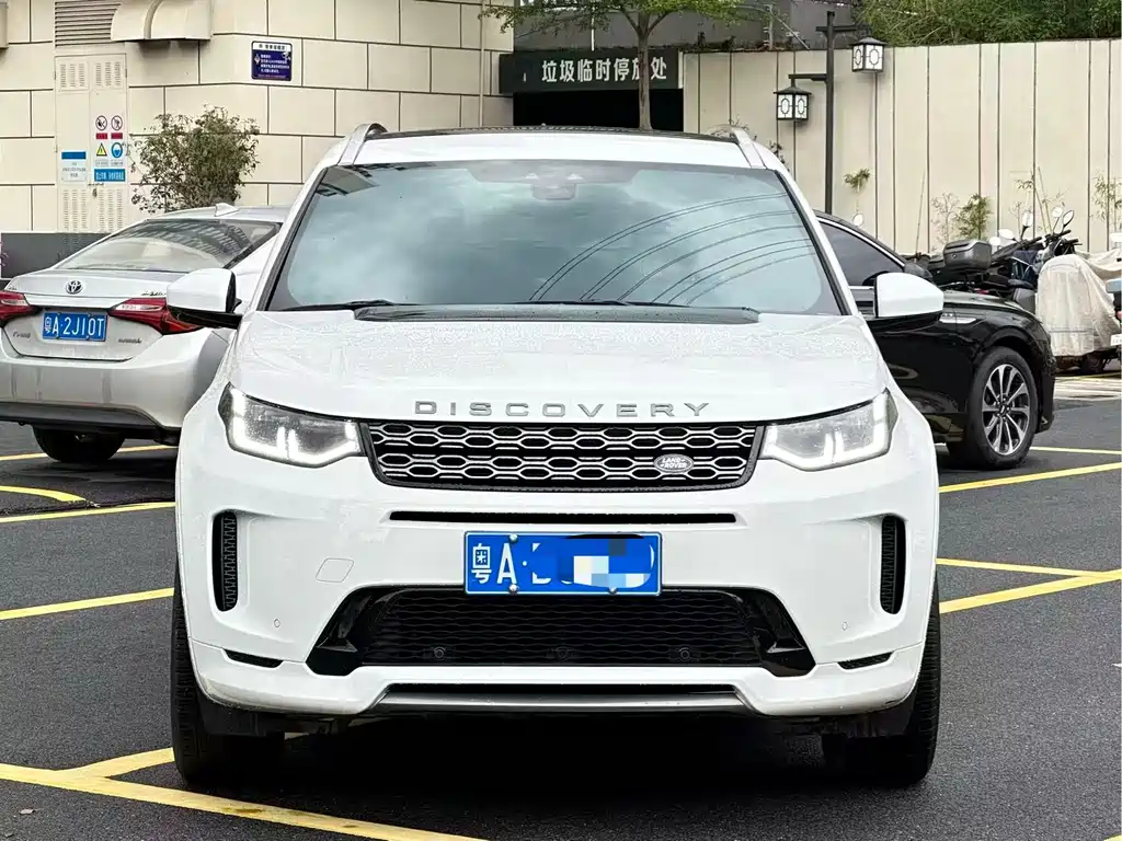 Land Rover Discovery Sport 2021 — фото 2