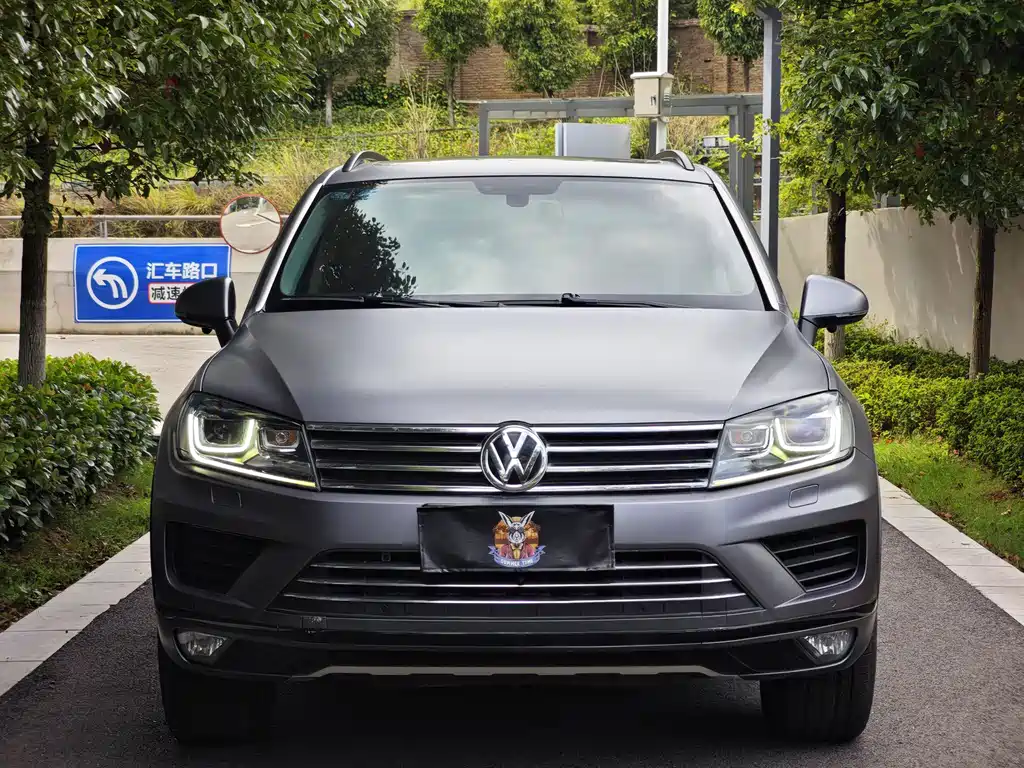 Volkswagen Touareg 2016 — фото 2