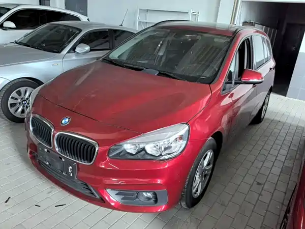 BMW 2 Series Wagon 2015