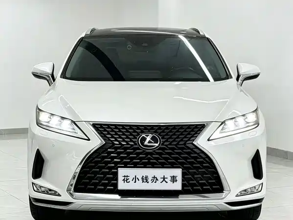 Lexus RX 2021
