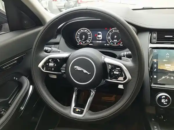 Jaguar E-PACE 2024