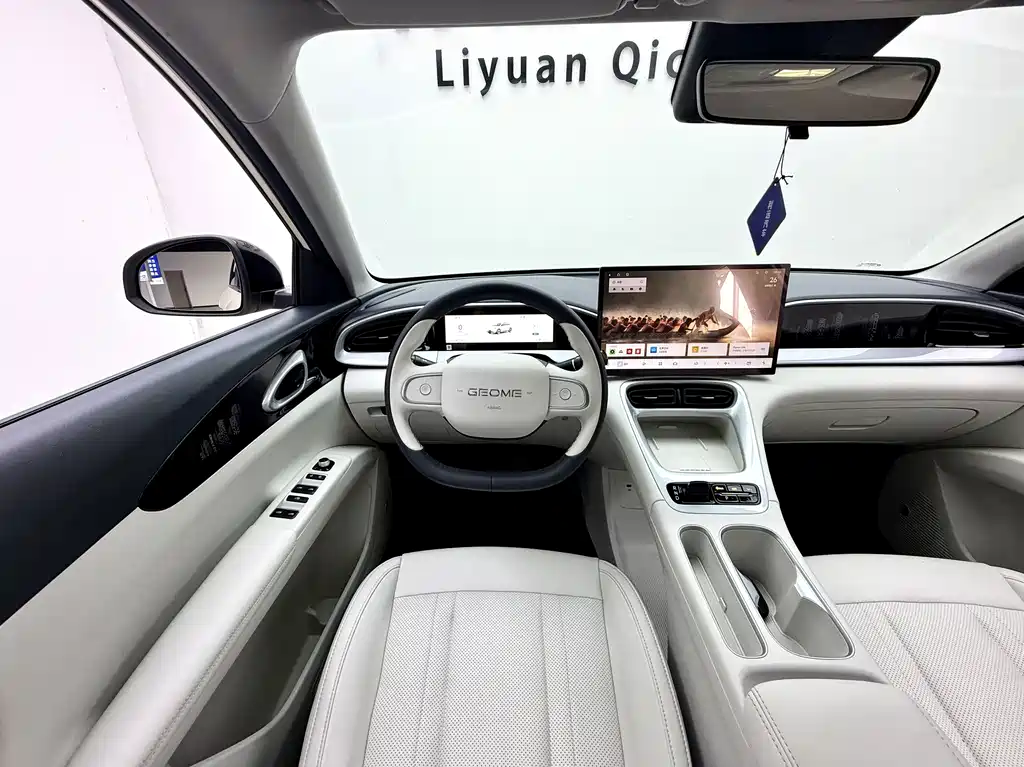 Geely Galaxy Starwish 2025 — фото 8