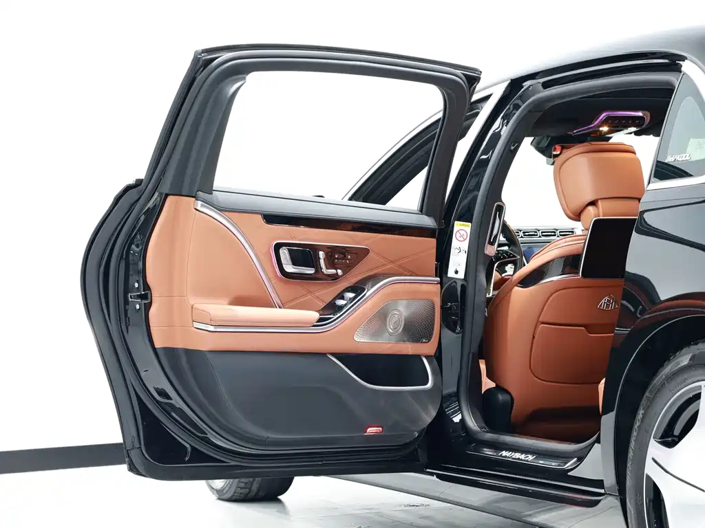 Mercedes-Benz Maybach S-Class 2022 — фото 19