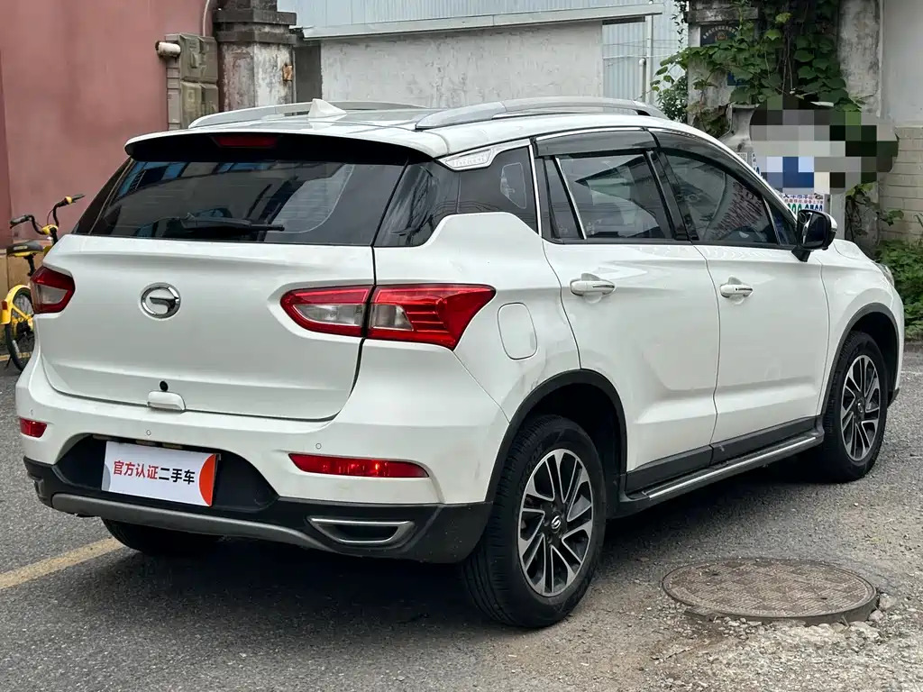 GAC Trumpchi GS4 2016 — фото 9