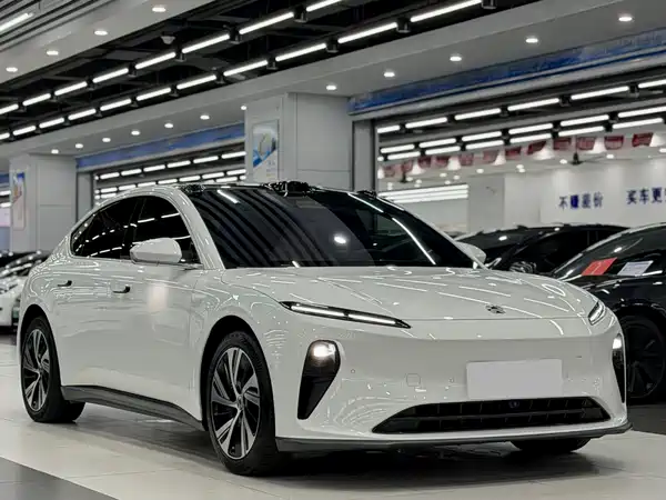 NIO ET5 2023