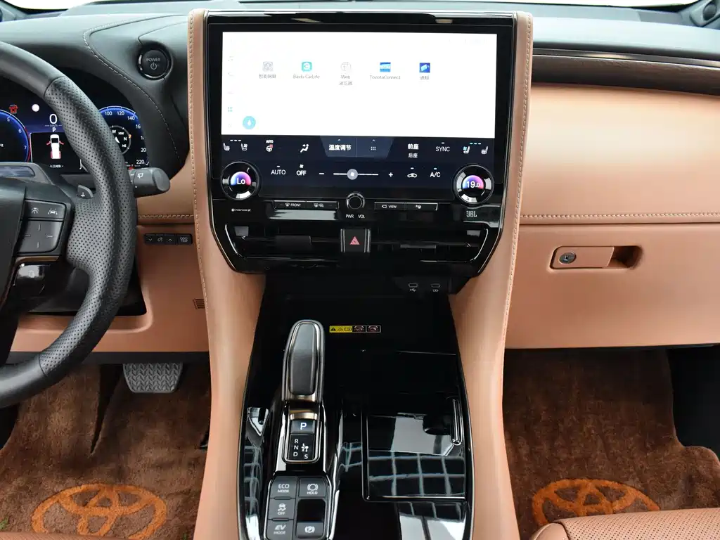Toyota Alphard 2024 — фото 9