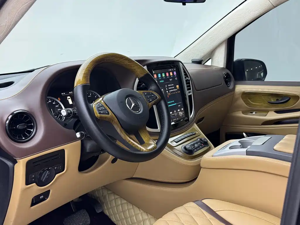 Mercedes-Benz Vito 2021 — фото 10