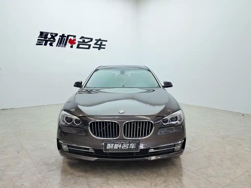 BMW 7 Series 2013 — фото 2