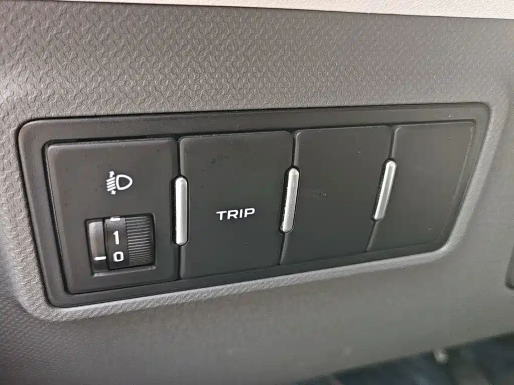 Geely Galaxy Panda 2023 — фото 11