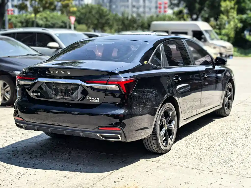 Roewe i6 MAX 2021 — фото 18