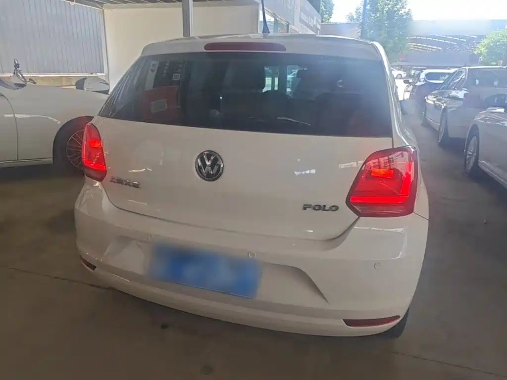 Volkswagen Polo 2015
