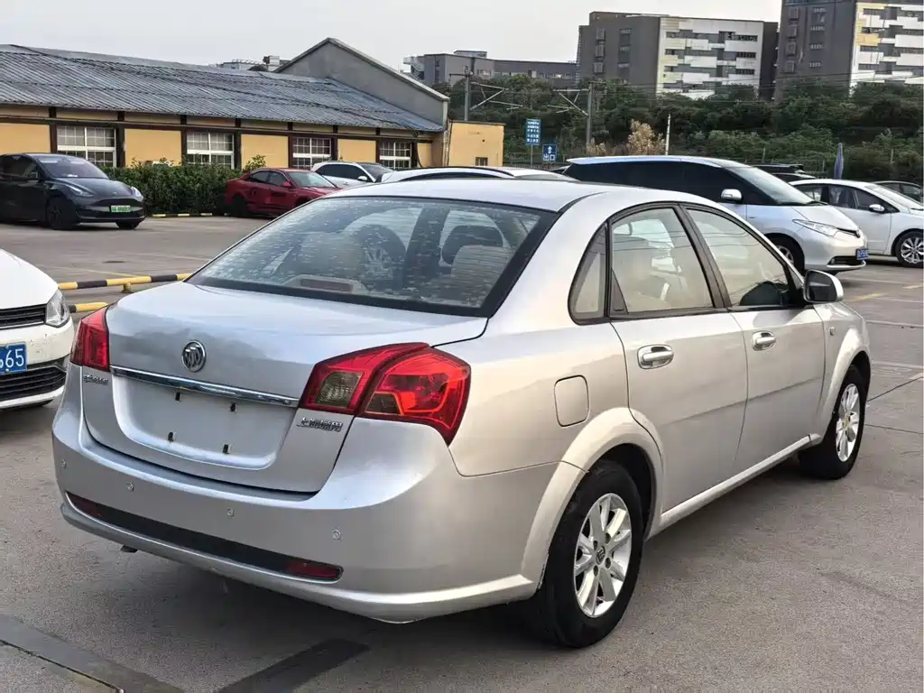 Buick Excelle 2014
