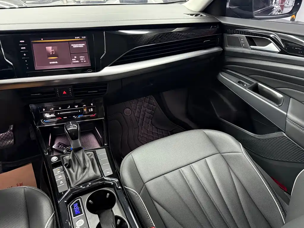 Volkswagen Passat 2024