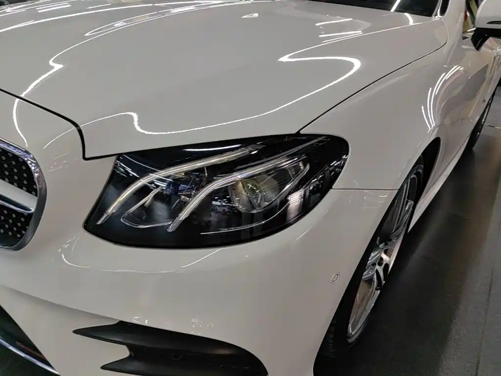 Mercedes-Benz E-Class 2019 — фото 24