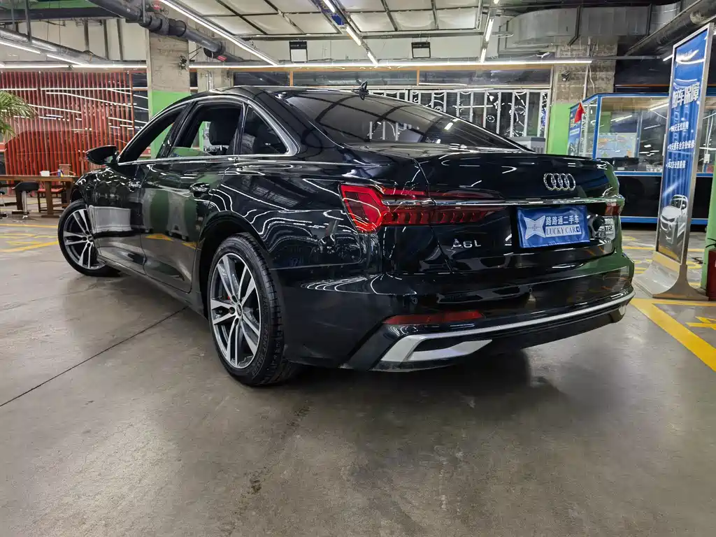 Audi A6L 2023