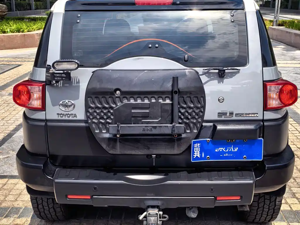Toyota FJ Cruiser 2019 — фото 22