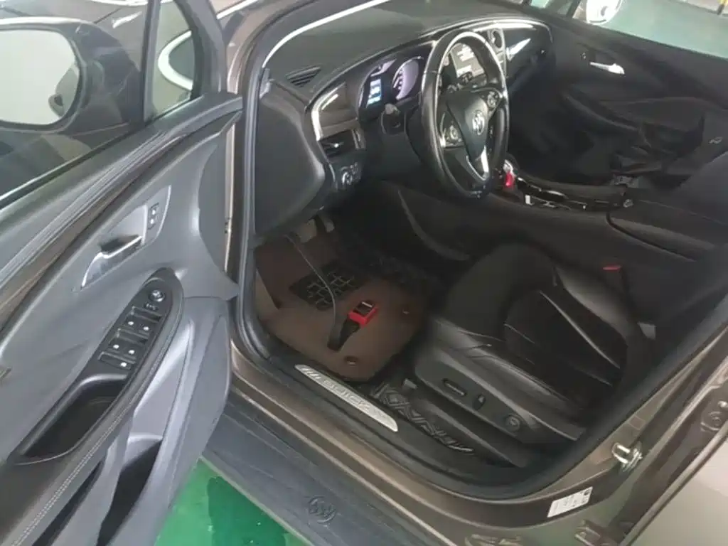 Buick Envision Plus 2019 — фото 16