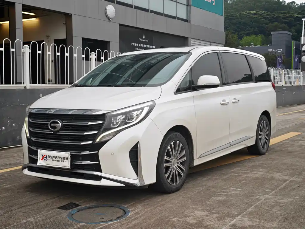 GAC Motor Trumpchi M8 2022 — фото 2