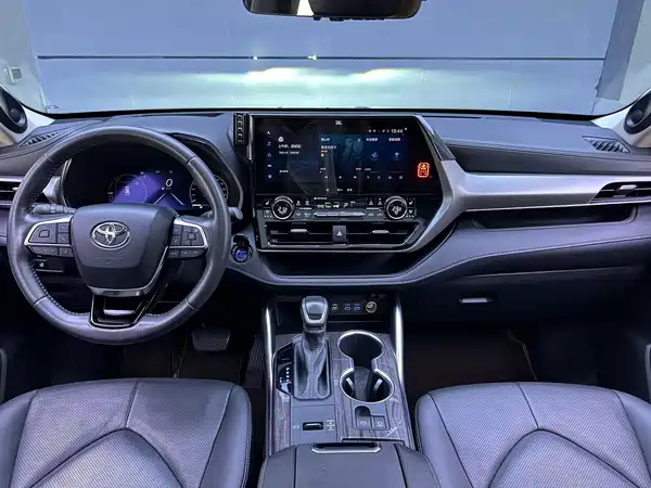 Toyota Highlander 2022