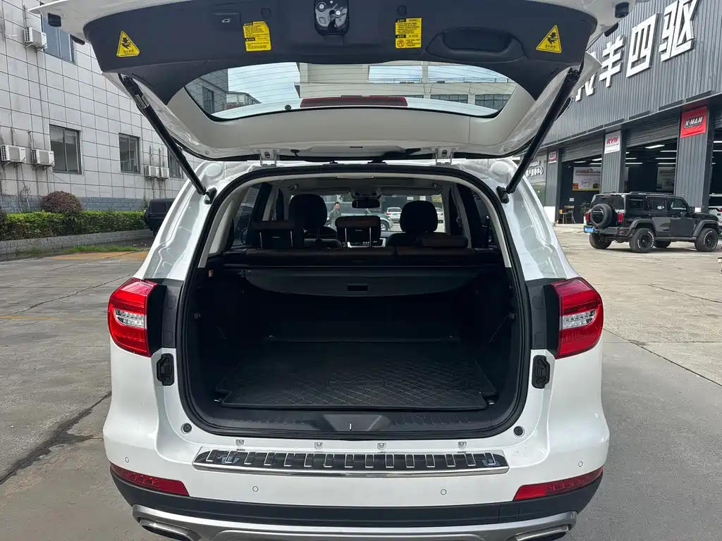 Haval H8 2018 — фото 15