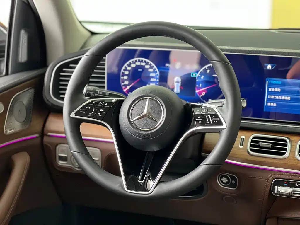 Mercedes-Benz GLE 2023 — фото 7