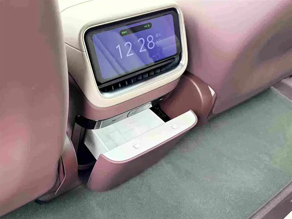Xiaomi YU7 2025 — фото 3