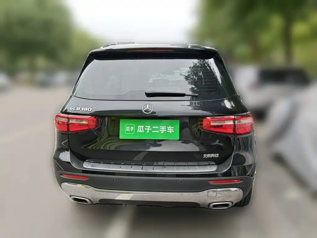 Mercedes-Benz GLB 2021
