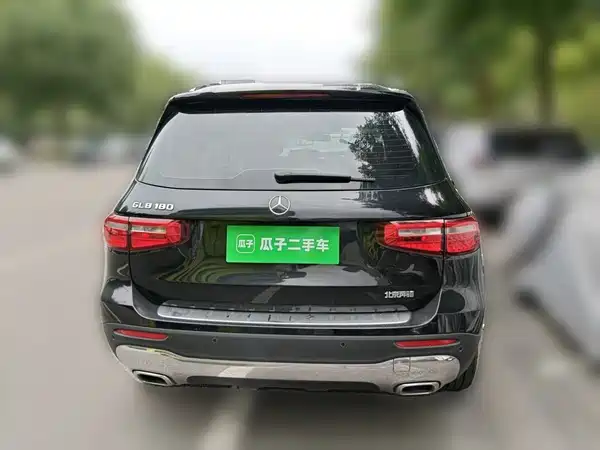 Mercedes-Benz GLB 2021