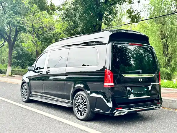 Mercedes-Benz V-Class 2022