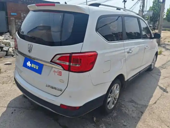 Baojun 730 2018