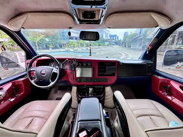 GMC SAVANA 2013