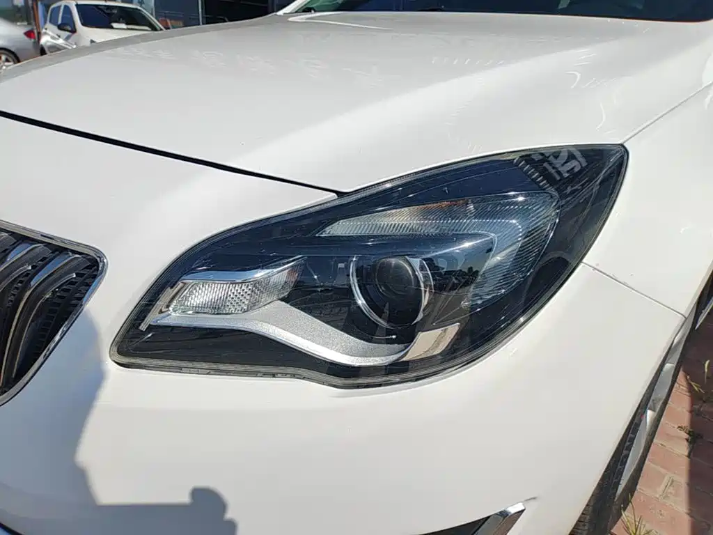 Buick Regal 2015 — фото 24