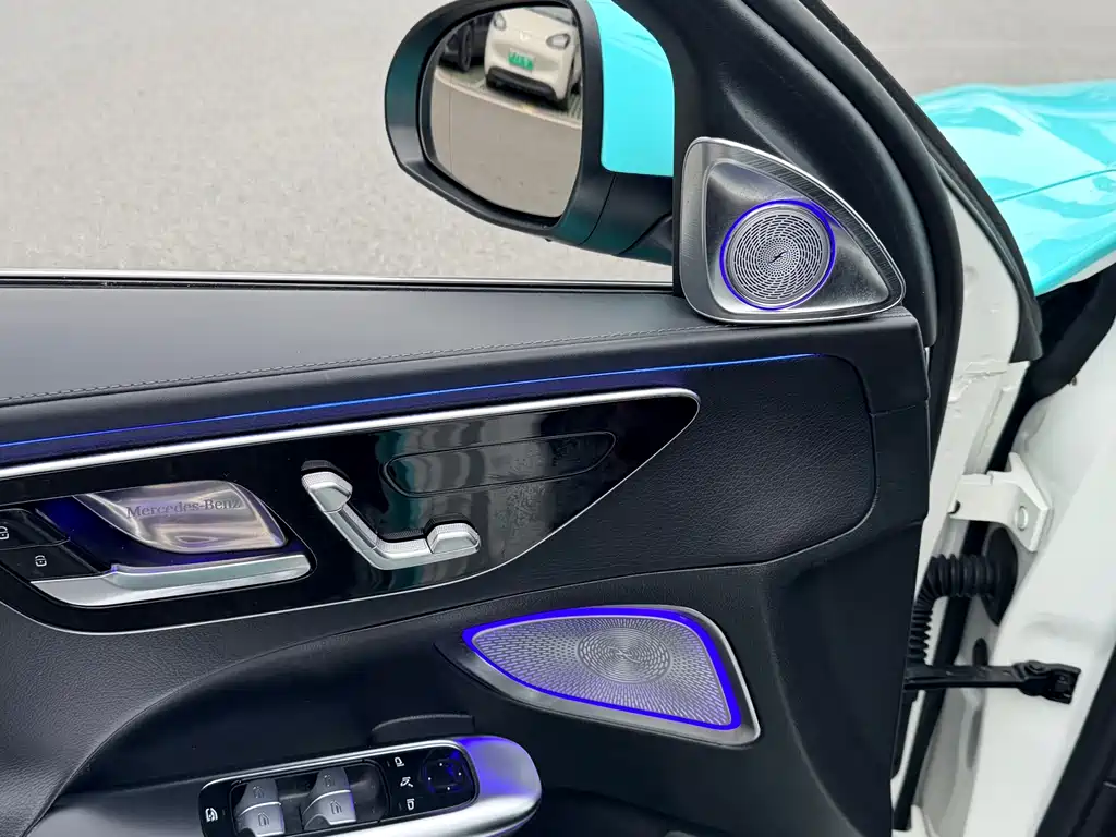 Mercedes-Benz C-Class 2022 — фото 7