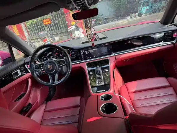 Porsche Panamera 2020