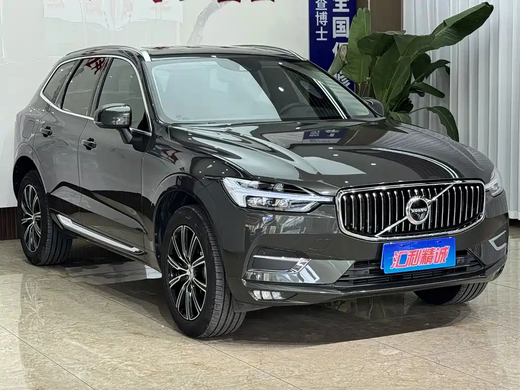 Volvo XC60 2018 — фото 4