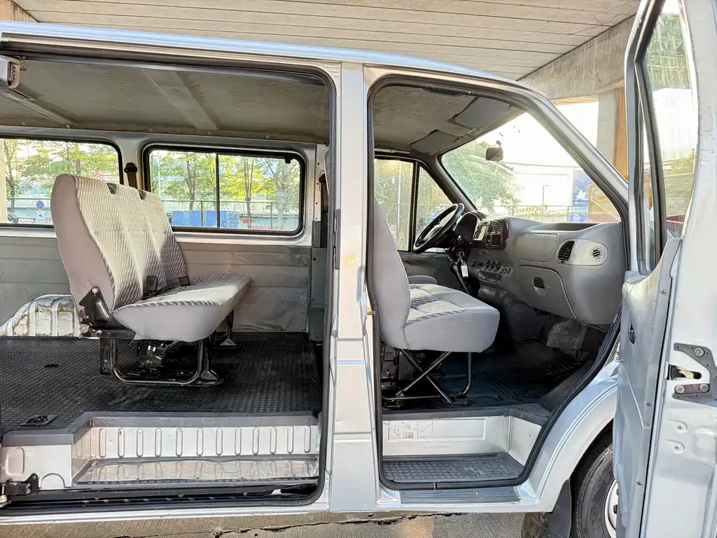 Ford Classic Transit 2014 — фото 11