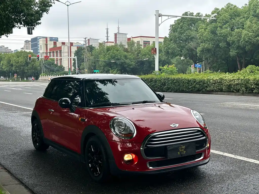 MINI Mini 2018