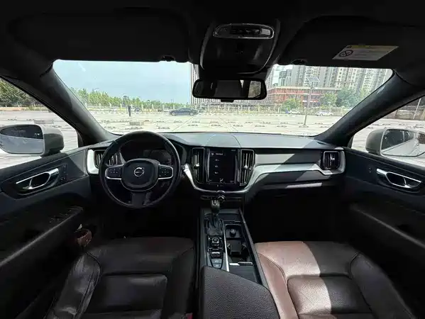 Volvo XC60 2020